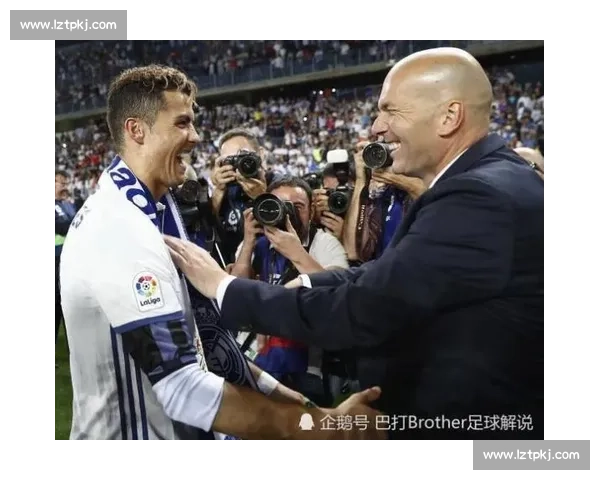德比赢球!赫伊森父子鸣笛与皇马球迷共庆